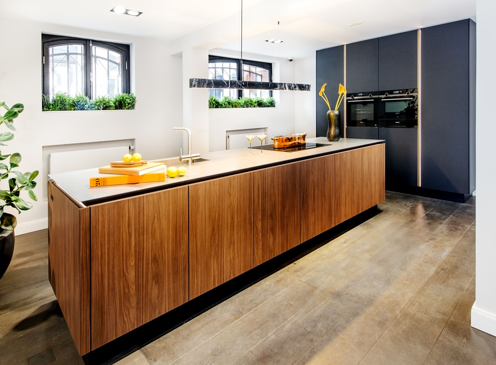 Luxury Kitchen Showroom Siematic